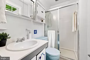 14833 Cranoke St, Centreville, VA 20120 - Photo 29