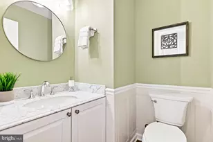 9811 Vertain Ct, Fairfax, VA 22032 - Photo 21
