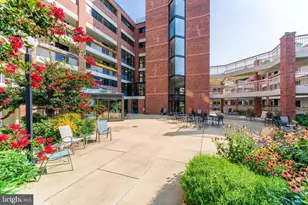 1951 Sagewood Ln, Reston, VA 20191 - Photo 29