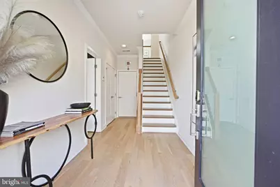 14339 Beckett Glen Circle, Chantilly, VA 20151 - Photo 7