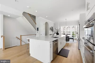 14339 Beckett Glen Circle, Chantilly, VA 20151 - Photo 13