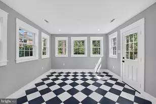 1915 Shannon Ct, Alexandria, VA 22306 - Photo 17