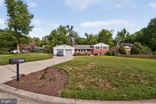 1915 Shannon Ct, Alexandria, VA 22306 - Photo 45