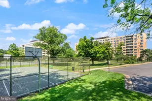 6621 Wakefield Dr, Alexandria, VA 22307 - Photo 41