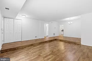 7208 Jillspring Ct, Springfield, VA 22152 - Photo 7