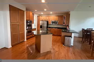 12525 Cerromar Pl, Fairfax, VA 22030 - Photo 13