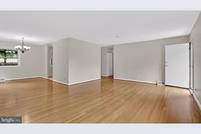 1452 Dewberry Court, McLean, VA 22101 - Photo 9