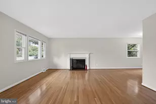 1452 Dewberry Ct, McLean, VA 22101 - Photo 11