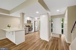 11640 Ivystone Ct, Reston, VA 20191 - Photo 7