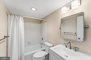 2311 Pimmit Dr, Falls Church, VA 22043 - Photo 23