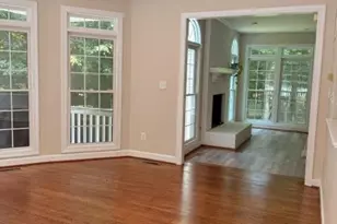 10588 Canterberry Rd, Fairfax Station, VA 22039 - Photo 9