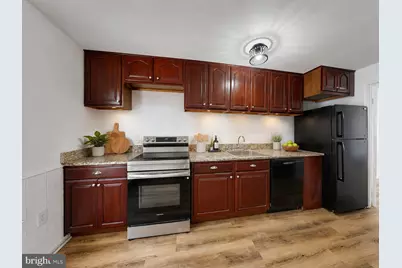 8105 Kenova Lane, Springfield, VA 22153 - Photo 5