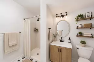 8105 Kenova Ln, Springfield, VA 22153 - Photo 11