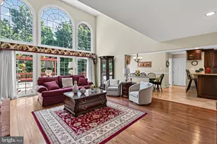 5522 Chestermill Dr, Fairfax, VA 22030 - Photo 9