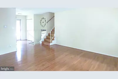 9715 Aspen Hollow Way, Fairfax, VA 22032 - Photo 3