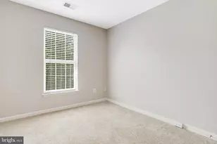 8482 Hallie Rose St, Alexandria, VA 22309 - Photo 15