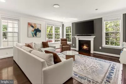 8901 Hargrove Court, Fairfax, VA 22031 - Photo 17