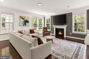 8901 Hargrove Ct, Fairfax, VA 22031 - Photo 17