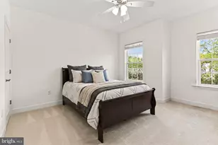 8901 Hargrove Ct, Fairfax, VA 22031 - Photo 31