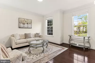 8901 Hargrove Court, Fairfax, VA 22031 - Photo 7