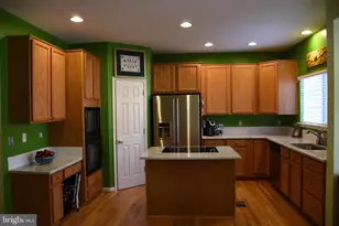 6503 Waldo Ct, Alexandria, VA 22315 - Photo 5