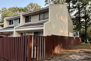 2379 Southgate Square, Reston, VA 20191 - Photo 9