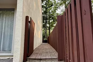 2379 Southgate Square, Reston, VA 20191 - Photo 7