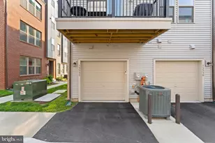13537 Innovation Station Loop, Herndon, VA 20171 - Photo 39