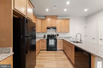 13537 Innovation Station Loop #76A, Herndon, VA 20171 - Photo 15