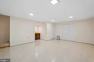 6110 Calico Pool Ln, Burke, VA 22015 - Photo 31
