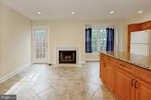 6153 Braeleigh Ln, Alexandria, VA 22315 - Photo 7