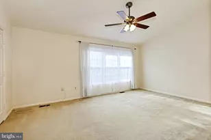 6153 Braeleigh Ln, Alexandria, VA 22315 - Photo 15