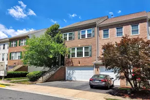 13906 Gothic Dr, Centreville, VA 20121 - Photo 3