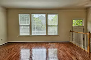 13906 Gothic Dr, Centreville, VA 20121 - Photo 9