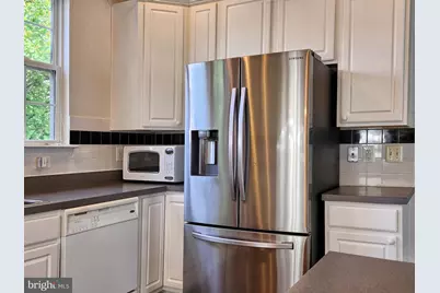 13906 Gothic Drive, Centreville, VA 20121 - Photo 17