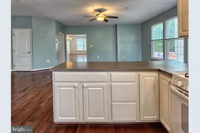 13906 Gothic Drive, Centreville, VA 20121 - Photo 19