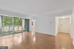1423 Northgate Square, Reston, VA 20190 - Photo 7