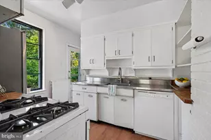 1208 Shenandoah Rd, Alexandria, VA 22308 - Photo 9
