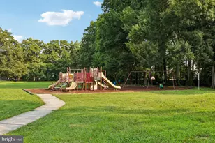 8808 McNair Dr, Alexandria, VA 22309 - Photo 53