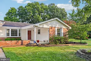 8808 McNair Dr, Alexandria, VA 22309 - Photo 7