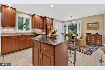 11801 Riders Lane, Reston, VA 20191 - Photo 9
