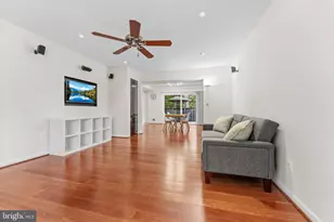 2235 Wheelwright Ct, Reston, VA 20191 - Photo 3