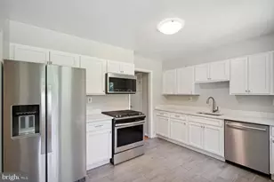 1633 Warner Ave, McLean, VA 22101 - Photo 5