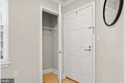 1641 International Drive #TH-24, McLean, VA 22102 - Photo 5