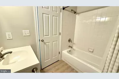 1641 International Drive #TH-24, McLean, VA 22102 - Photo 17