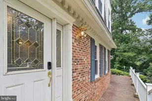 7518 Old Dominion Dr, McLean, VA 22102 - Photo 5