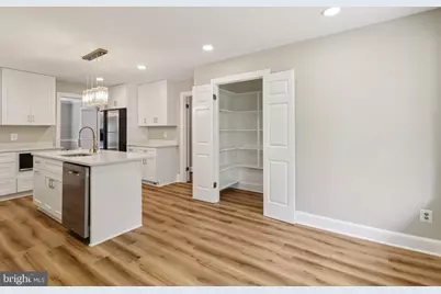 7518 Old Dominion Drive, McLean, VA 22102 - Photo 17