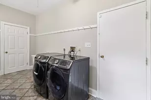 7518 Old Dominion Dr, McLean, VA 22102 - Photo 25