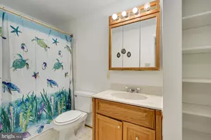 6060 Hollow Knoll Ct, Springfield, VA 22152 - Photo 15