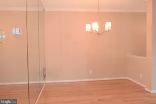 8933 Royal Astor Way, Fairfax, VA 22031 - Photo 9